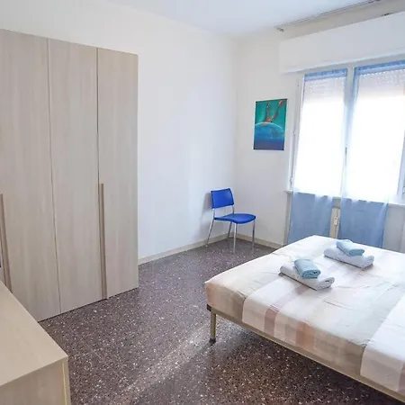 Apartment Larte Al Mare Vicino Spiaggia Con Ac E Wifi Savona