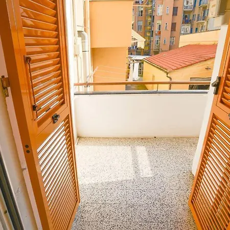 Larte Al Mare Vicino Spiaggia Con Ac E Wifi Savona